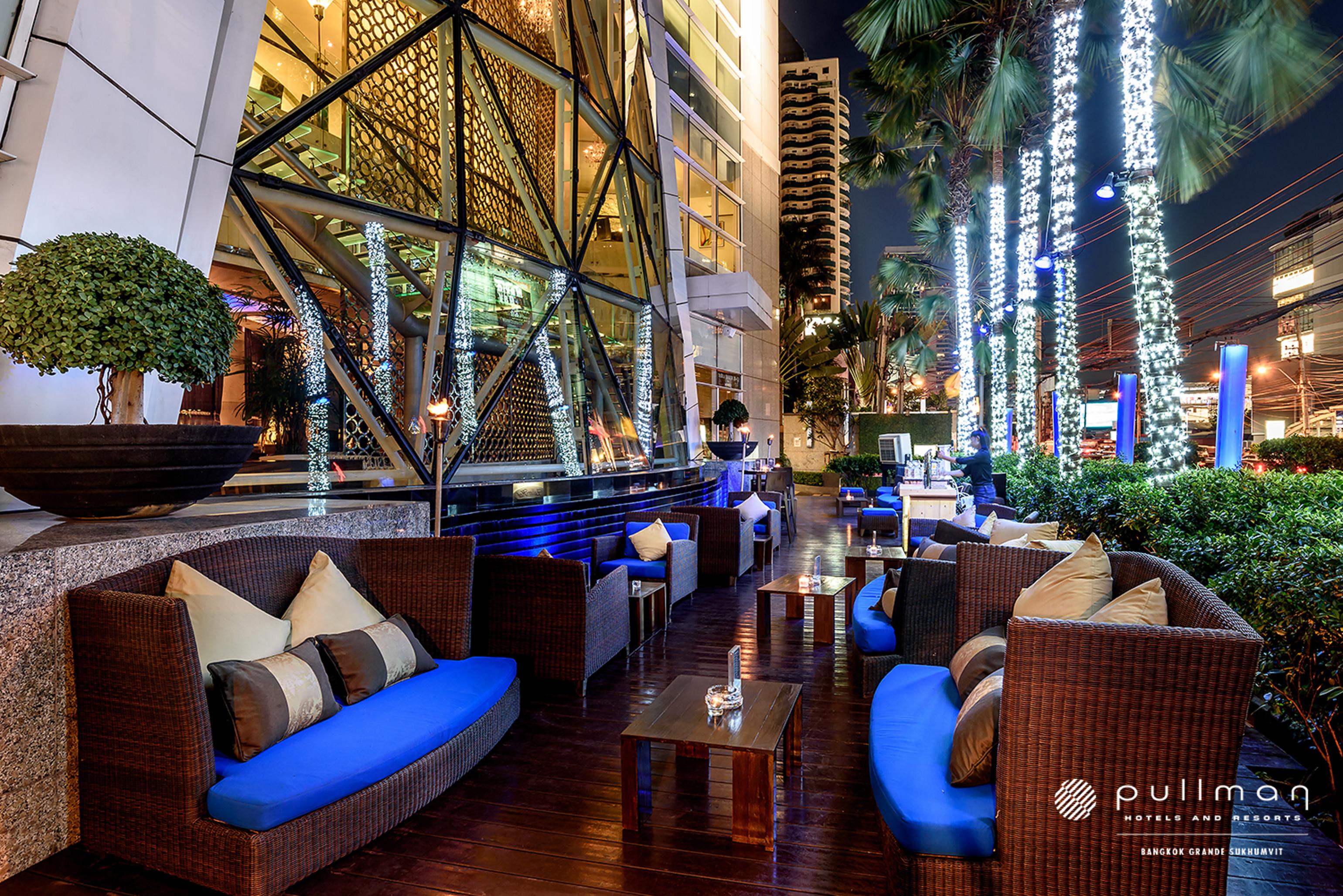 Hilton Bangkok Grande Asoke Hotel Exterior foto