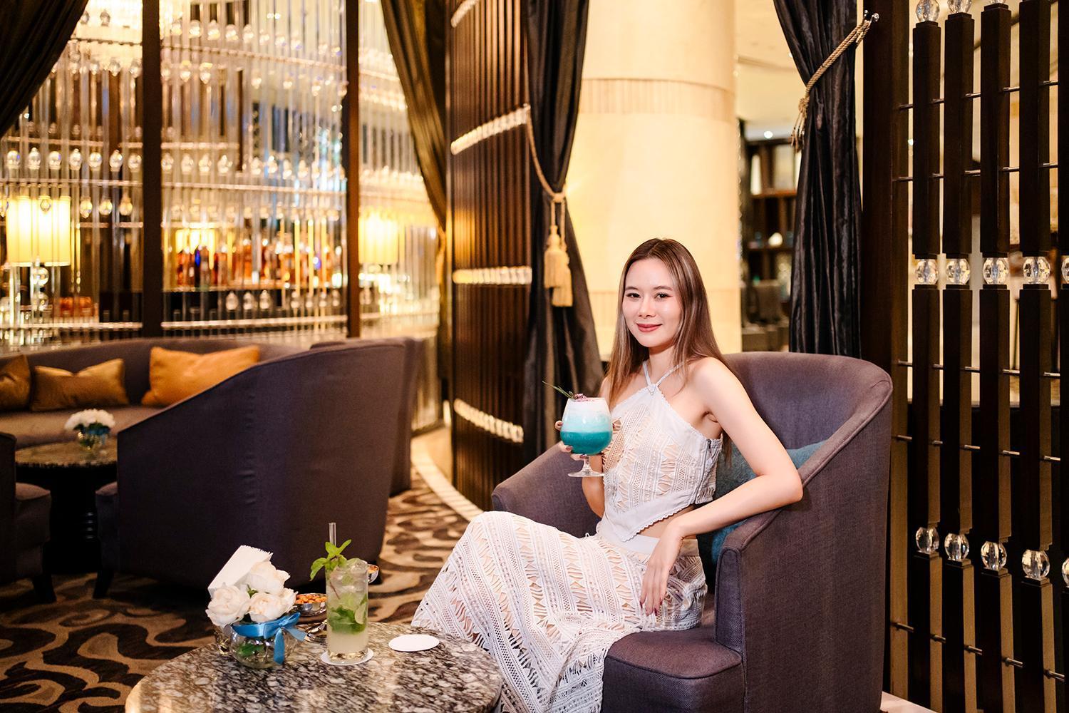 Hilton Bangkok Grande Asoke Banguecoque Exterior foto